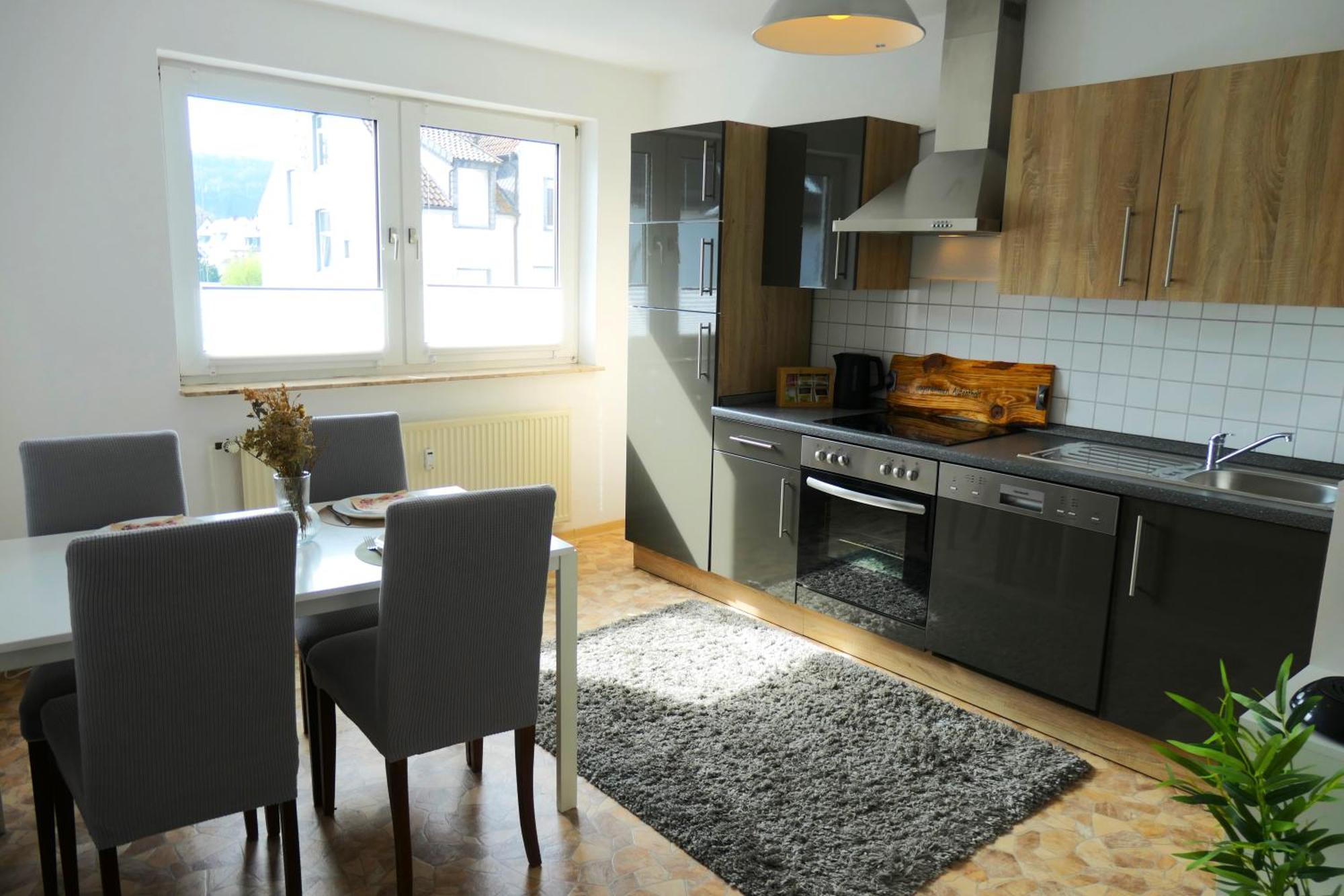 Schoelerberg Apartment Mit Tiefgaragenparkplatz Und Kingsize-Bett Osnabrück Exteriör bild