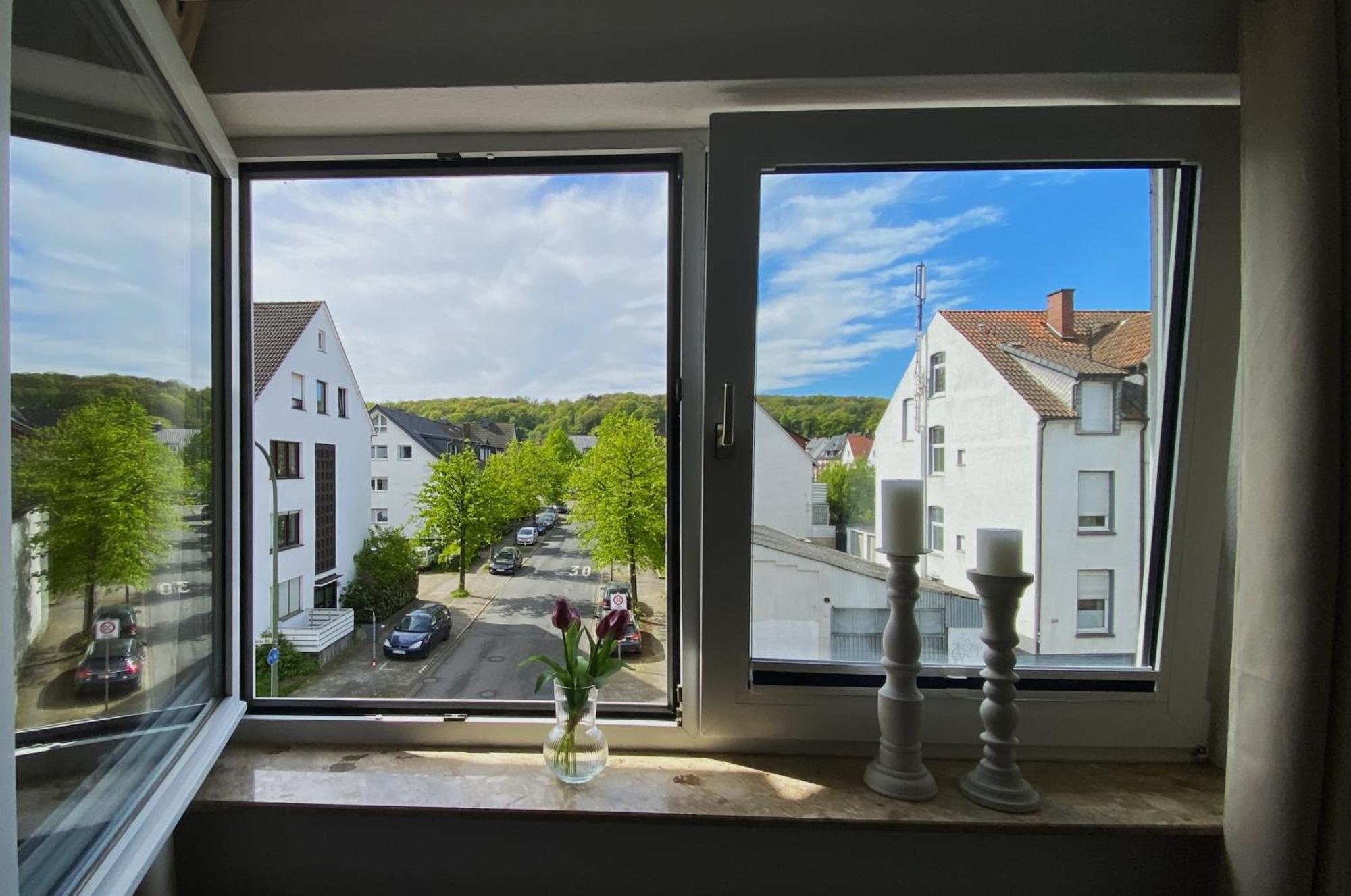 Schoelerberg Apartment Mit Tiefgaragenparkplatz Und Kingsize-Bett Osnabrück Exteriör bild